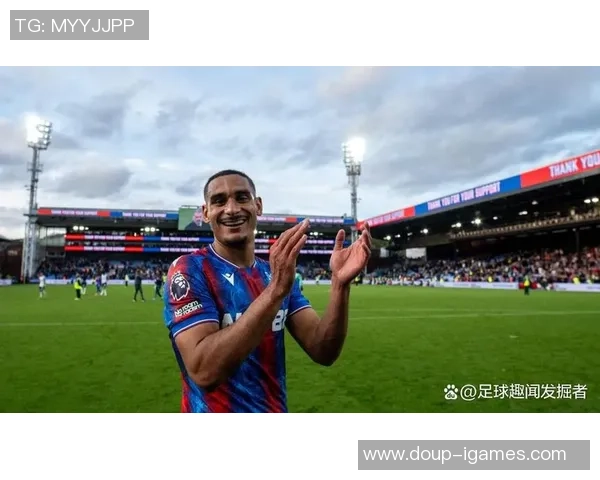 拉克鲁瓦:80岁球迷说想在离世前看水晶宫夺冠,咱们做到了 拉克鲁瓦:80岁球迷说想在离世前看水晶宫夺冠,咱们做到了